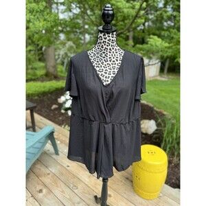 Torrid Women's V-Neck Peplum Pullover Top Black Sz 2 Polyester New Cap Sleeve GA
